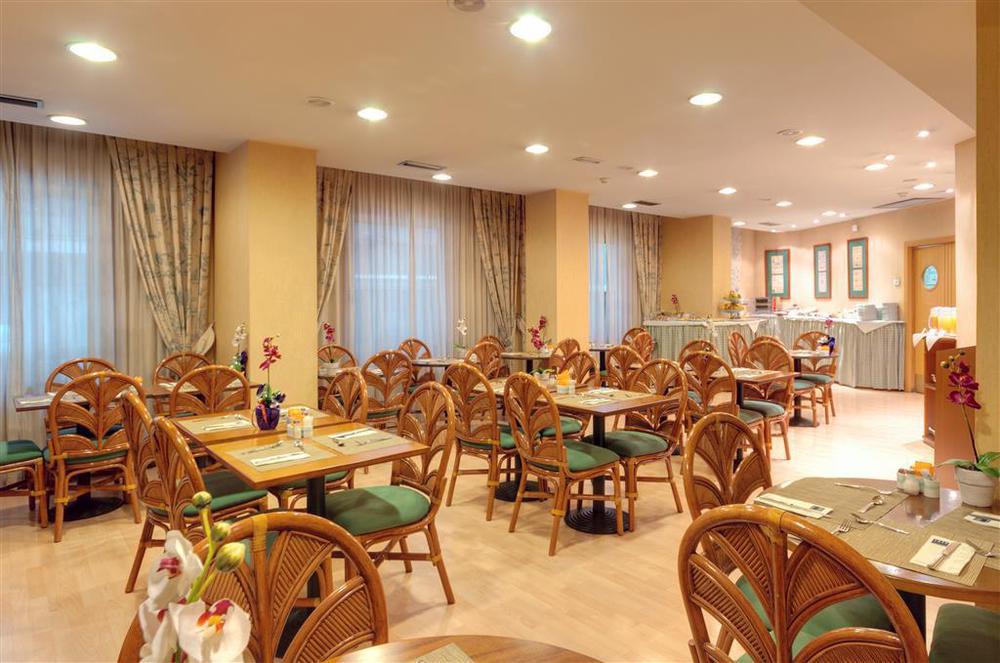Hotel Elche Centro , Affiliated By Melia Restaurant foto
