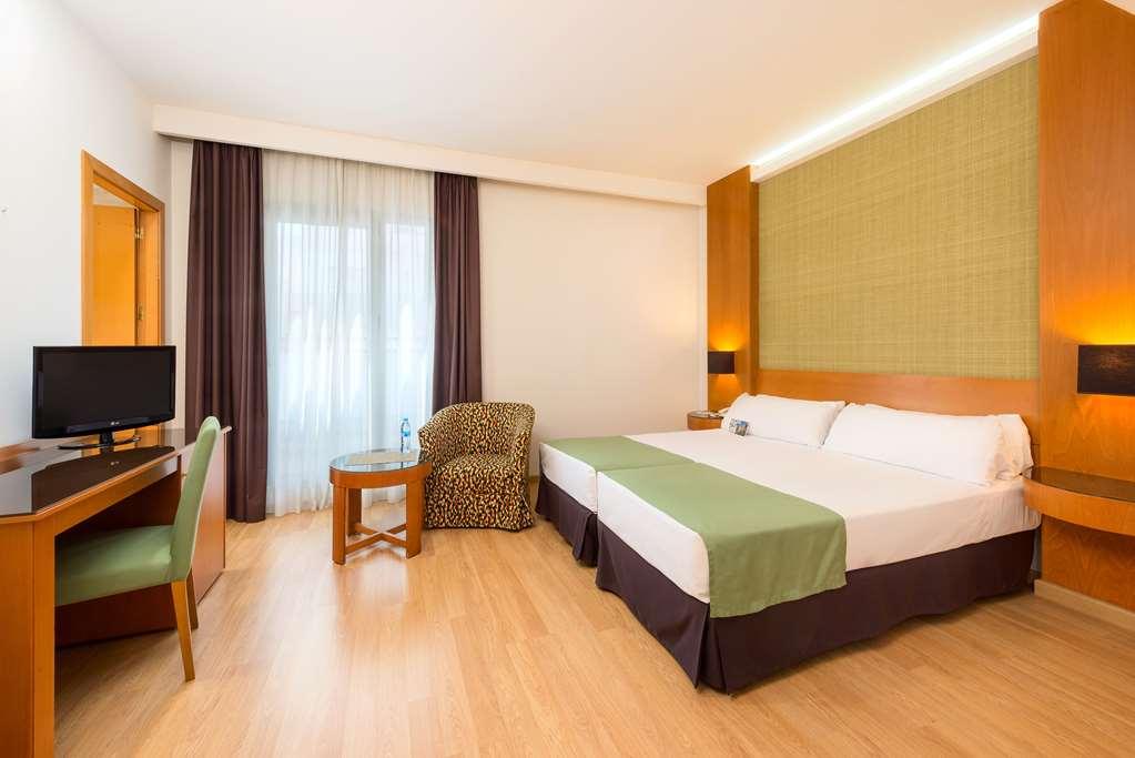Hotel Elche Centro , Affiliated By Melia Cameră foto